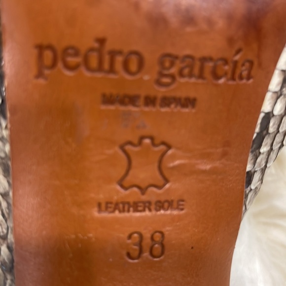 (Not for Sale) Pedro Garcia Sandals size 3&/8 - Picture 5 of 6